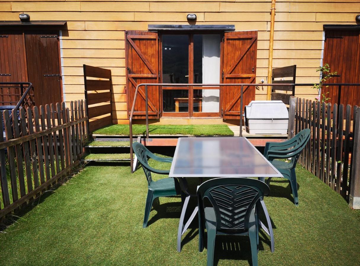 Duplex Con Jardin En Pirineos, Totalmente Equipado Apartment Villanua Luaran gambar